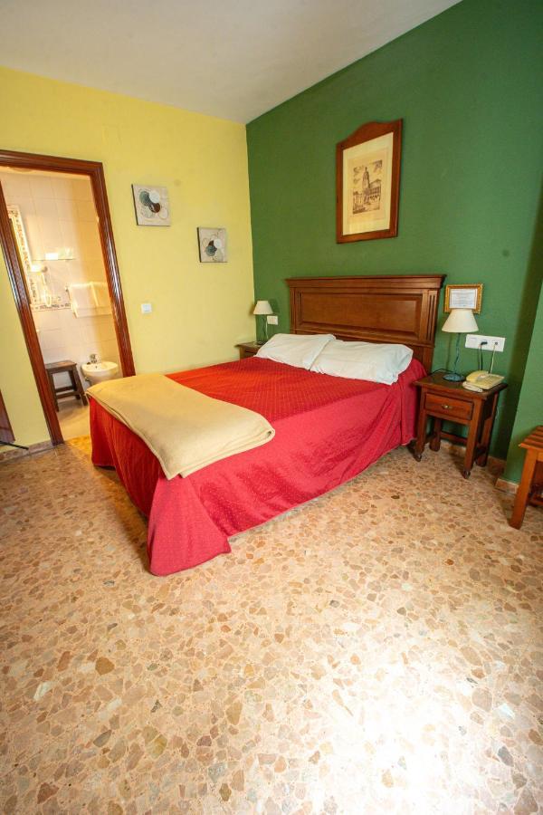 Arunda Ii Hotel 2*